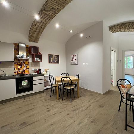 La Casa Dei Papi 71 Daire Roma Dış mekan fotoğraf
